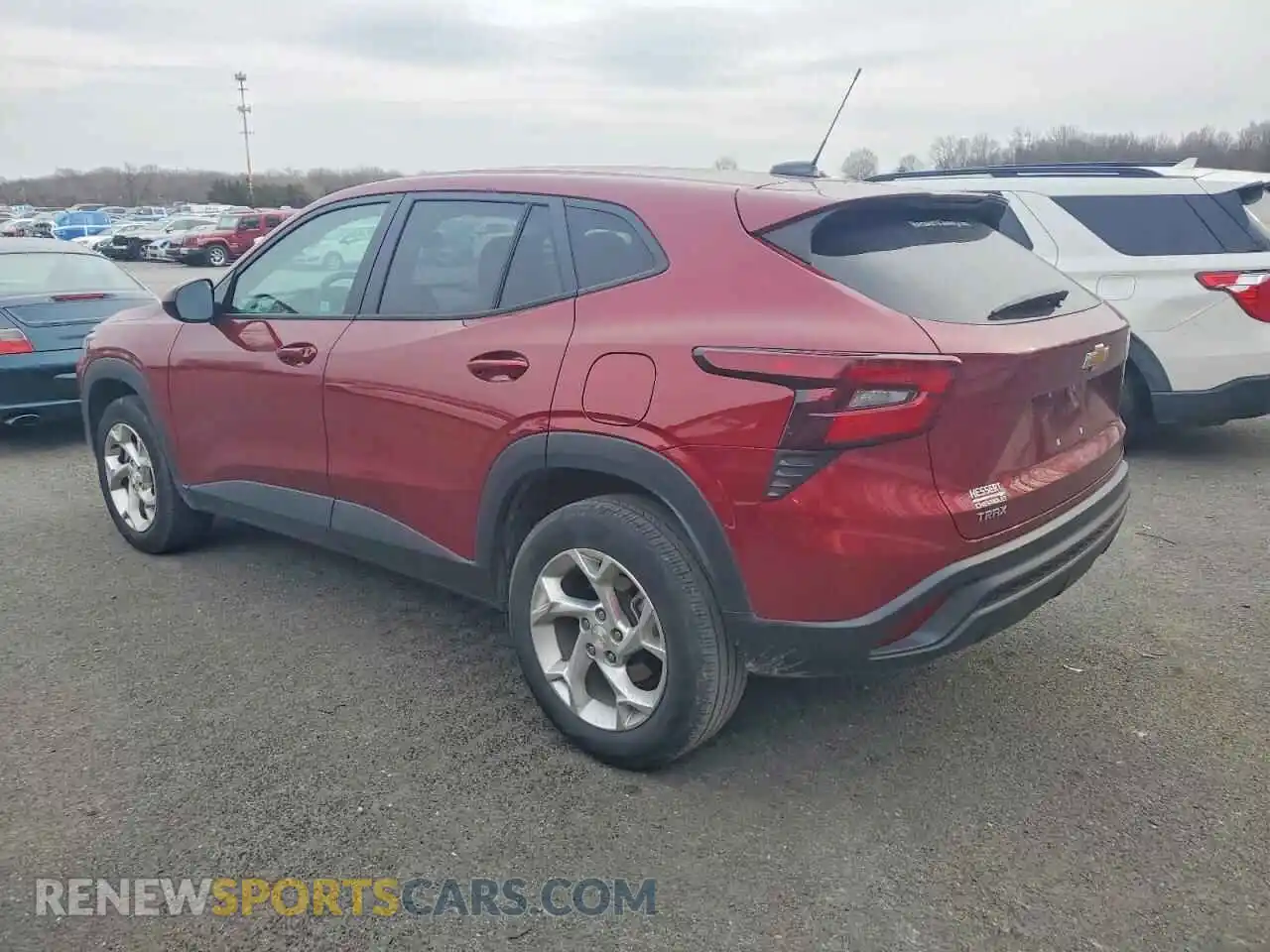 2 Photograph of a damaged car KL77LFE24RC187917 CHEVROLET TRAX 2024