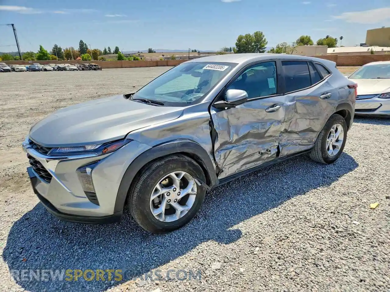 2 fotografías del automóvil dañado KL77LFE25RC078723 CHEVROLET TRAX 2024