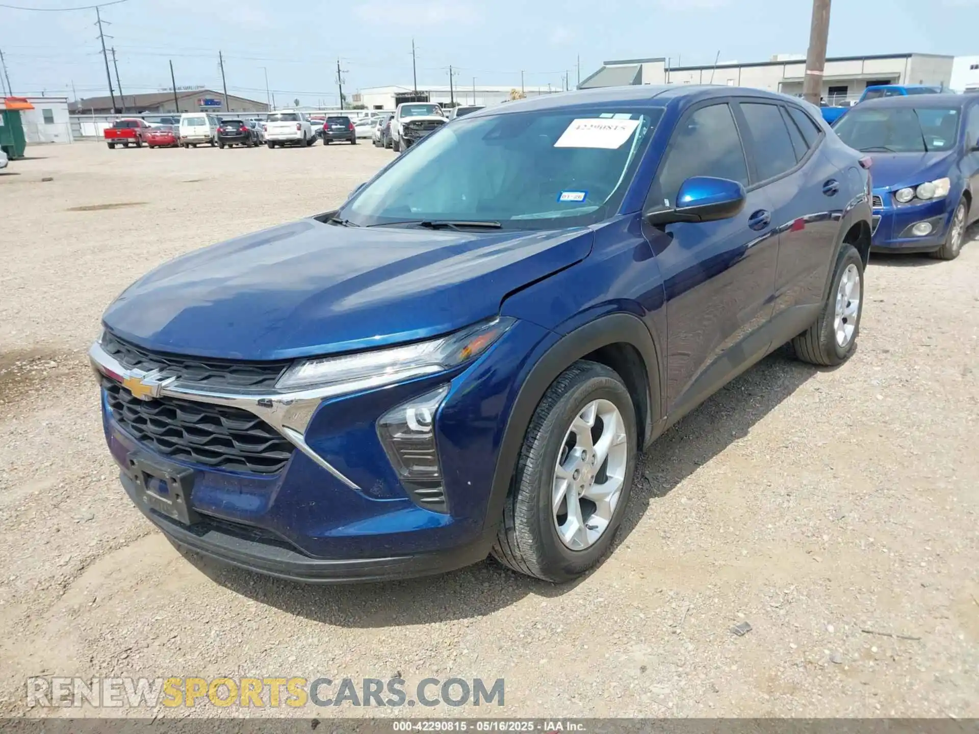 2 fotografías del automóvil dañado KL77LFE25RC166283 CHEVROLET TRAX 2024