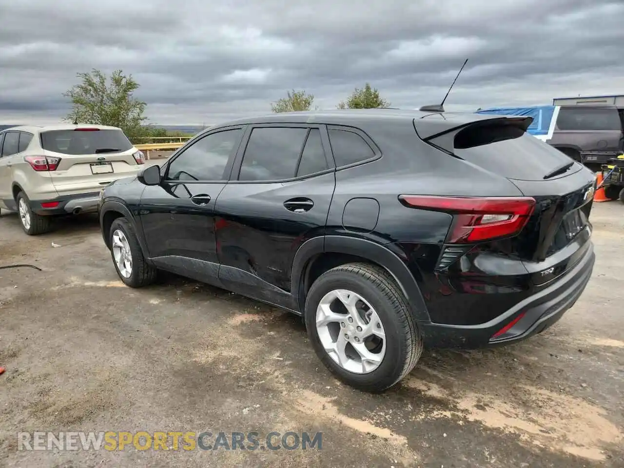 2 fotografías del automóvil dañado KL77LFE26RC043544 CHEVROLET TRAX 2024