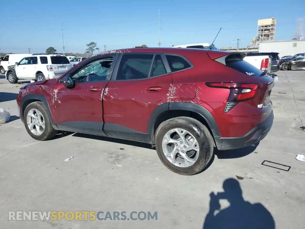 2 Photograph of a damaged car KL77LFE26RC140503 CHEVROLET TRAX 2024