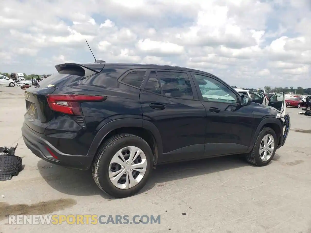3 Photograph of a damaged car KL77LFE27RC008320 CHEVROLET TRAX 2024