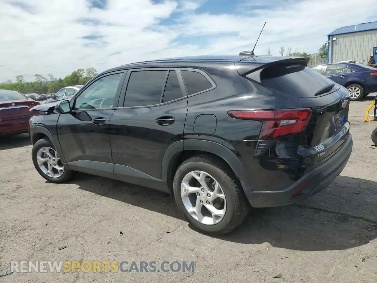 2 fotografías del automóvil dañado KL77LFE27RC092963 CHEVROLET TRAX 2024
