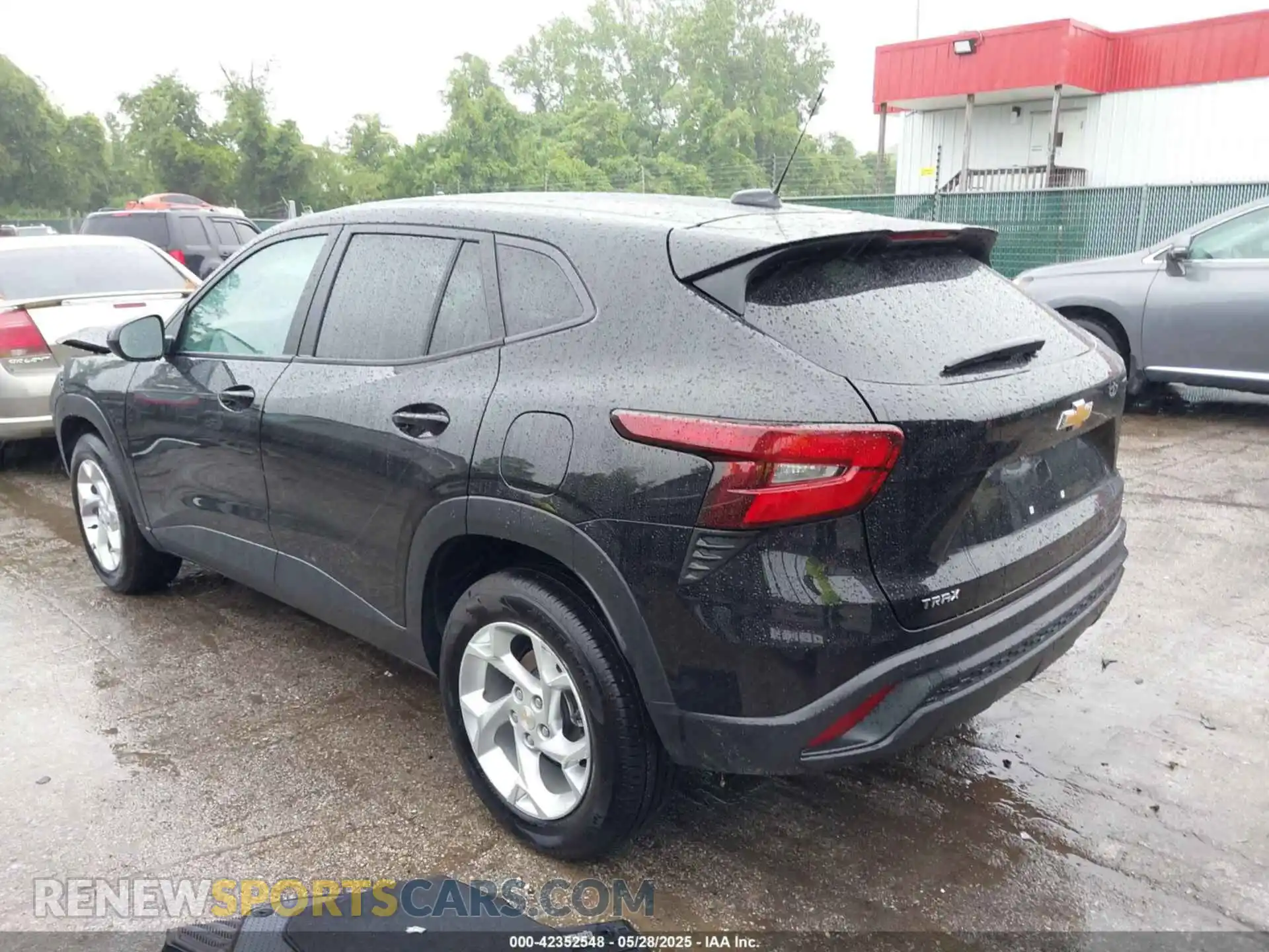 3 Photograph of a damaged car KL77LFE27RC208274 CHEVROLET TRAX 2024
