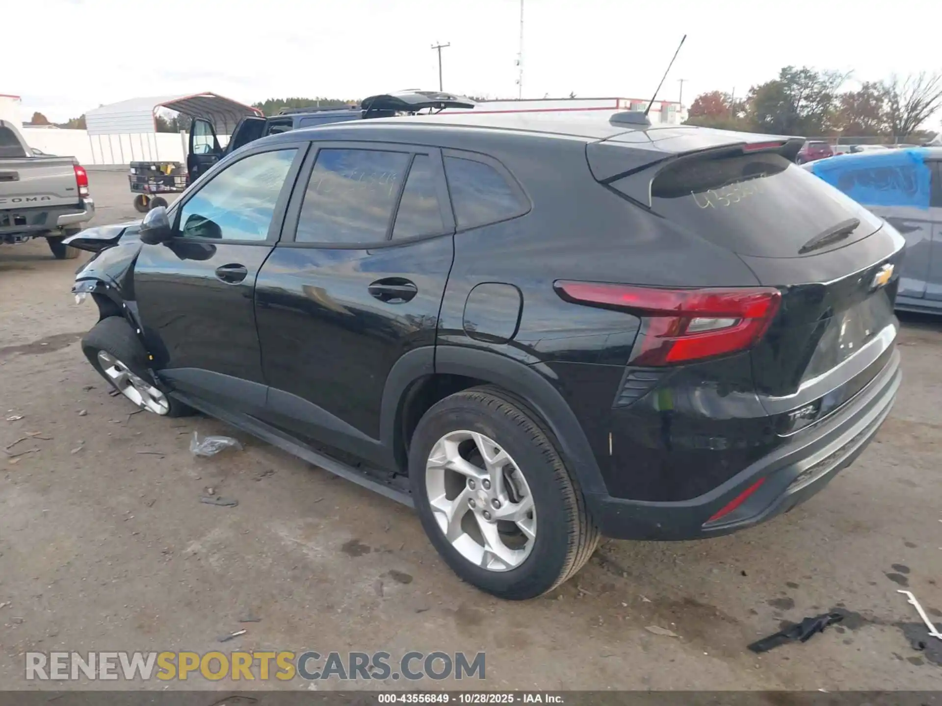 3 Photograph of a damaged car KL77LFE28RC021402 CHEVROLET TRAX 2024