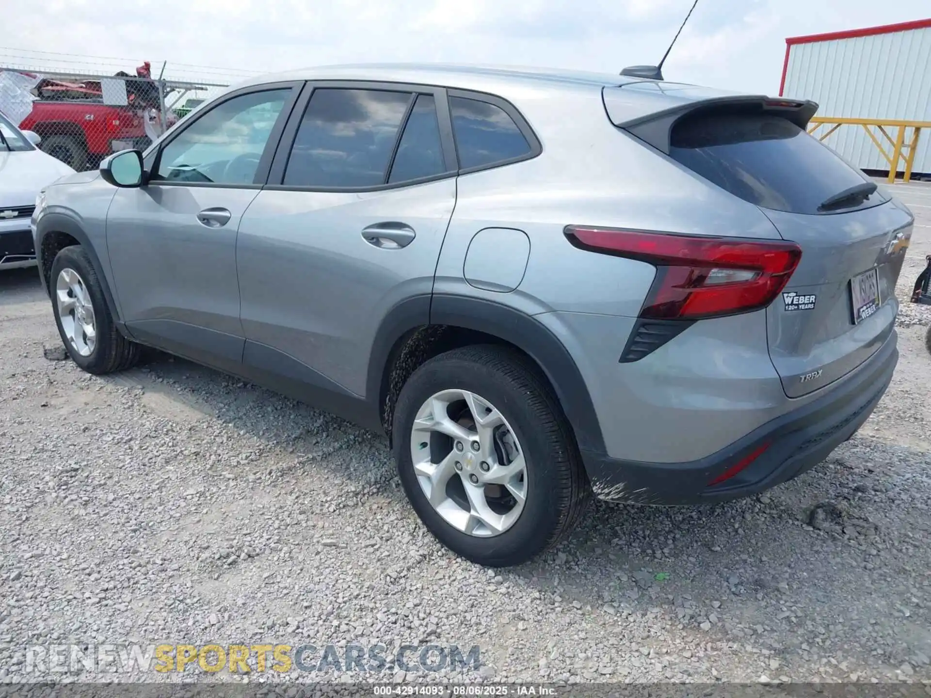 3 Photograph of a damaged car KL77LFE28RC133357 CHEVROLET TRAX 2024