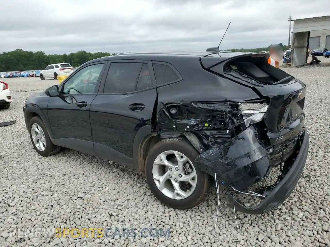 2 Photograph of a damaged car KL77LFE28RC217341 CHEVROLET TRAX 2024