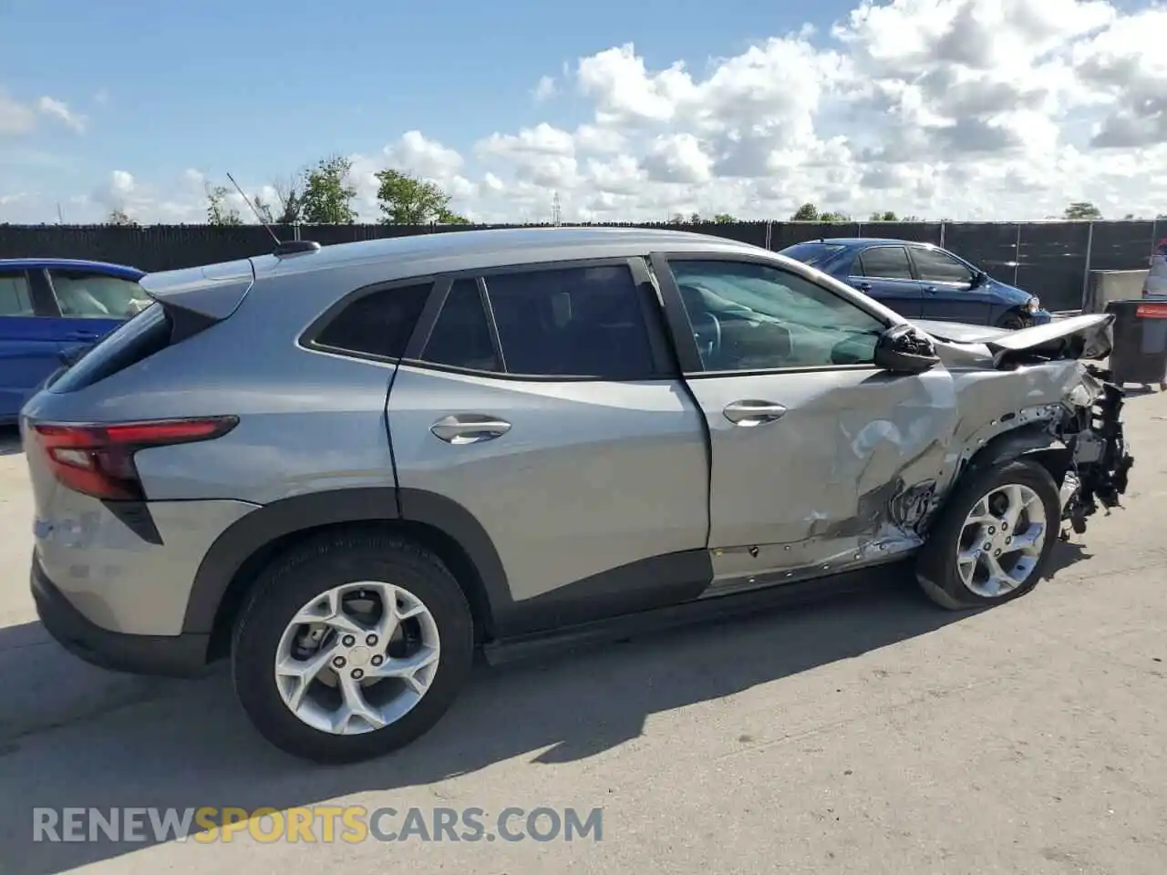 3 Photograph of a damaged car KL77LFE2XRC182866 CHEVROLET TRAX 2024