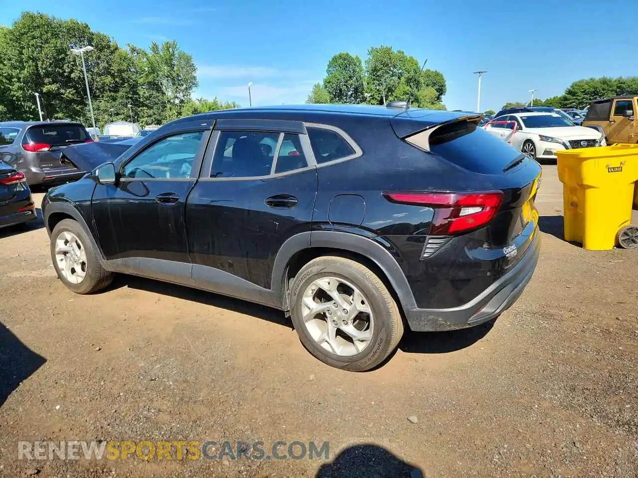 2 Photograph of a damaged car KL77LFE2XRC196623 CHEVROLET TRAX 2024