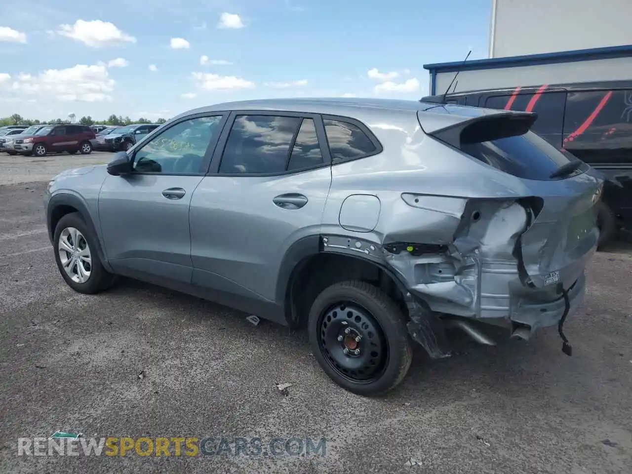 2 Photograph of a damaged car KL77LFE2XRC213789 CHEVROLET TRAX 2024