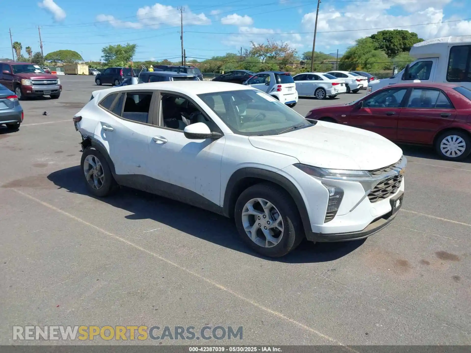 1 Photograph of a damaged car KL77LFE2XRC227112 CHEVROLET TRAX 2024
