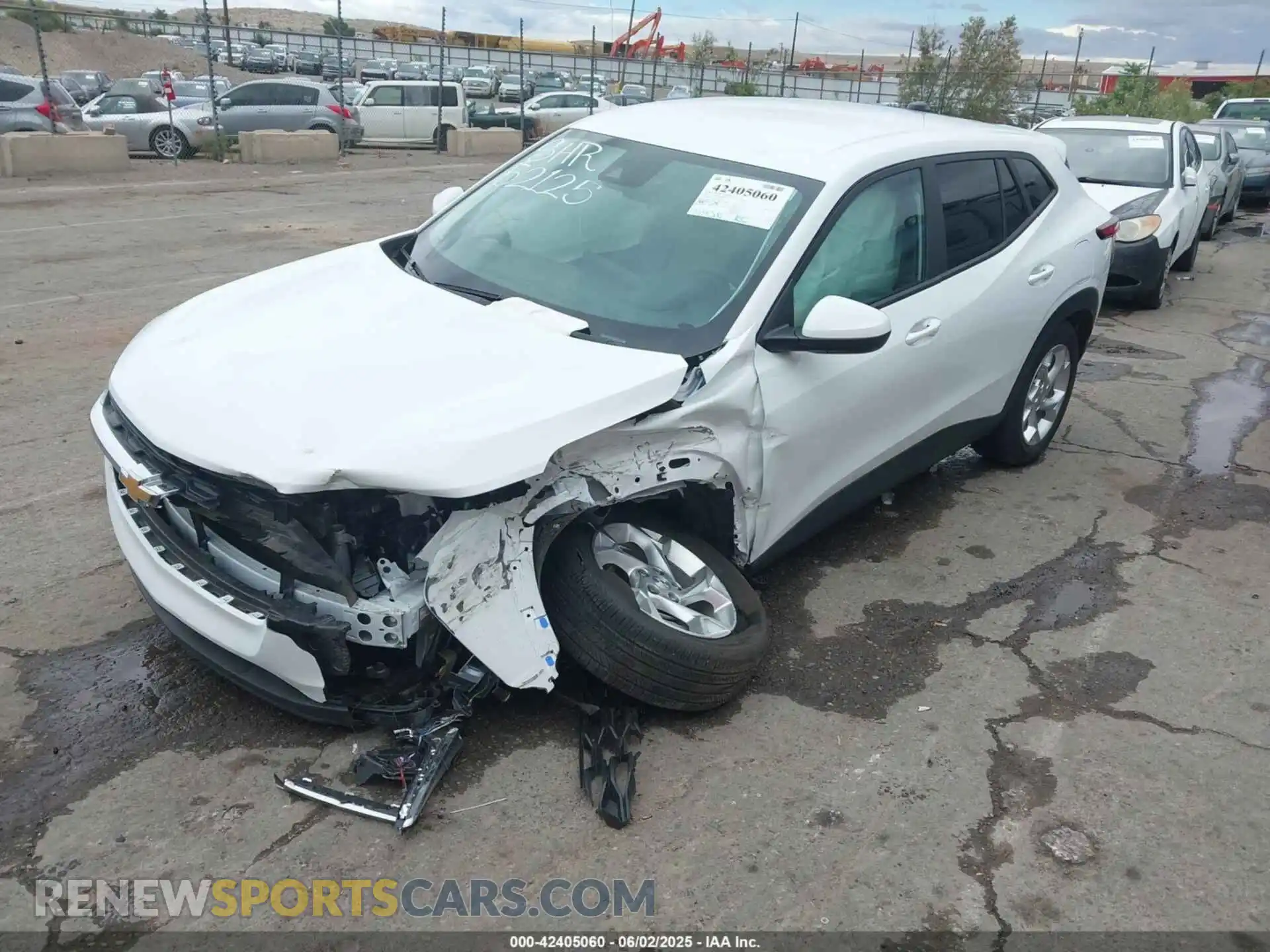 2 Photograph of a damaged car KL77LFE2XRC234514 CHEVROLET TRAX 2024