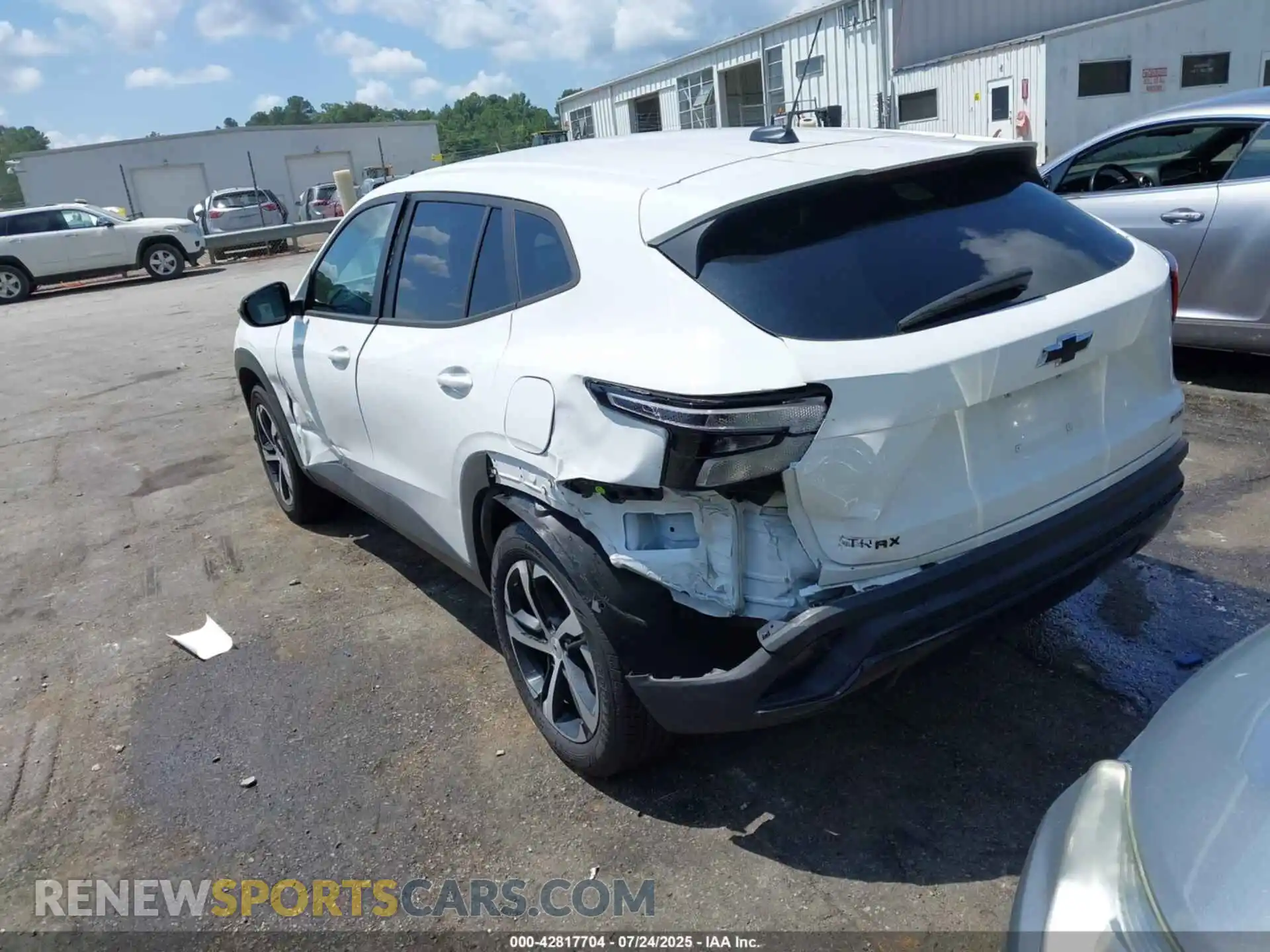 3 Photograph of a damaged car KL77LGE23RC080461 CHEVROLET TRAX 2024