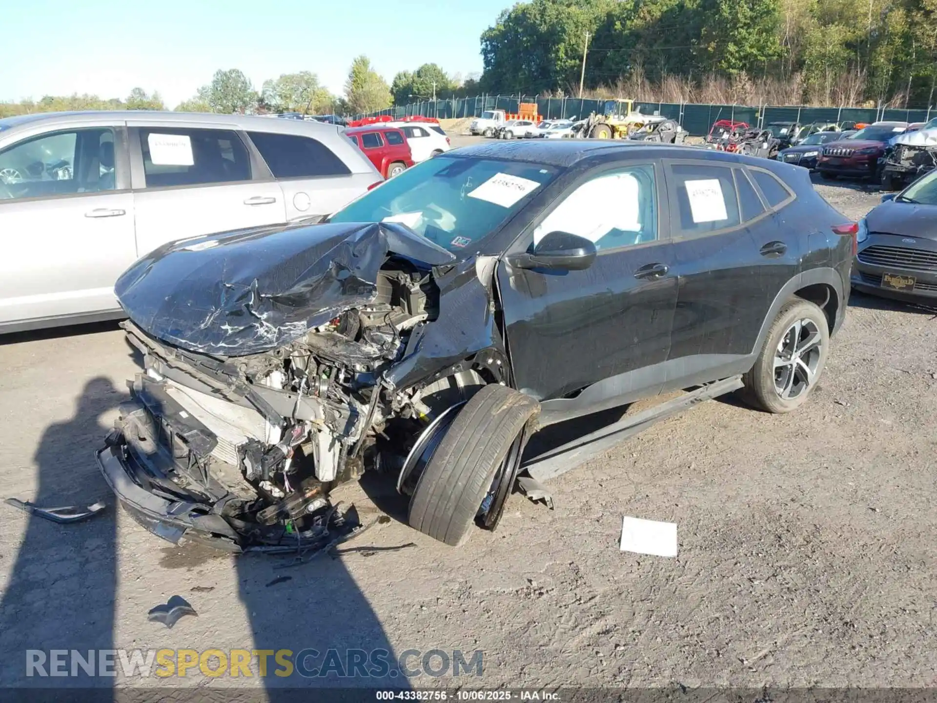 2 Photograph of a damaged car KL77LGE26RC010906 CHEVROLET TRAX 2024