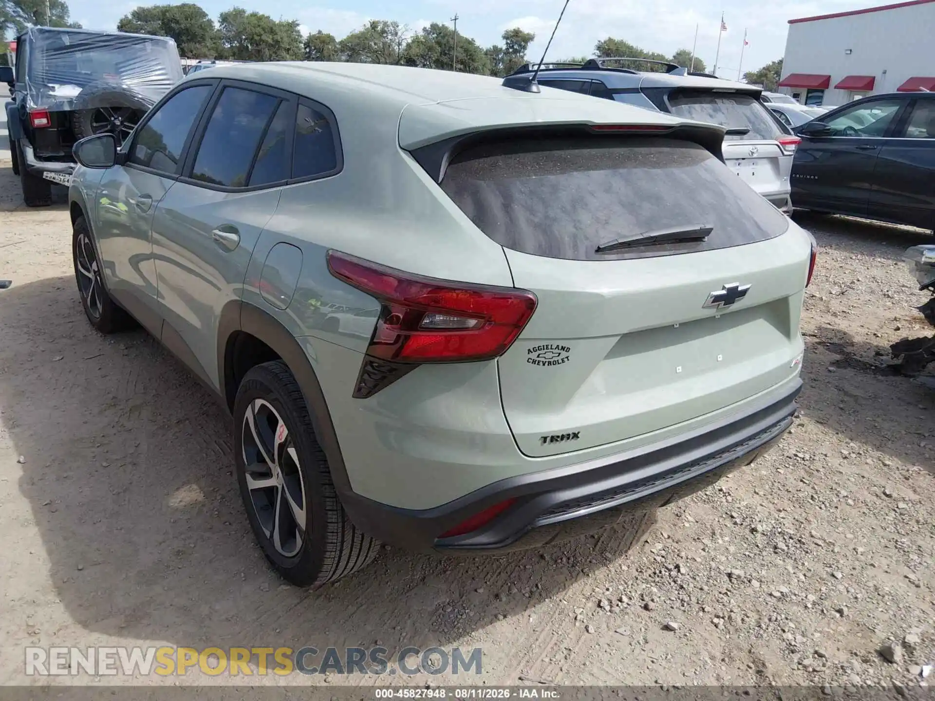 3 Фотография поврежденного автомобиля KL77LGE26RC213357 CHEVROLET TRAX 2024