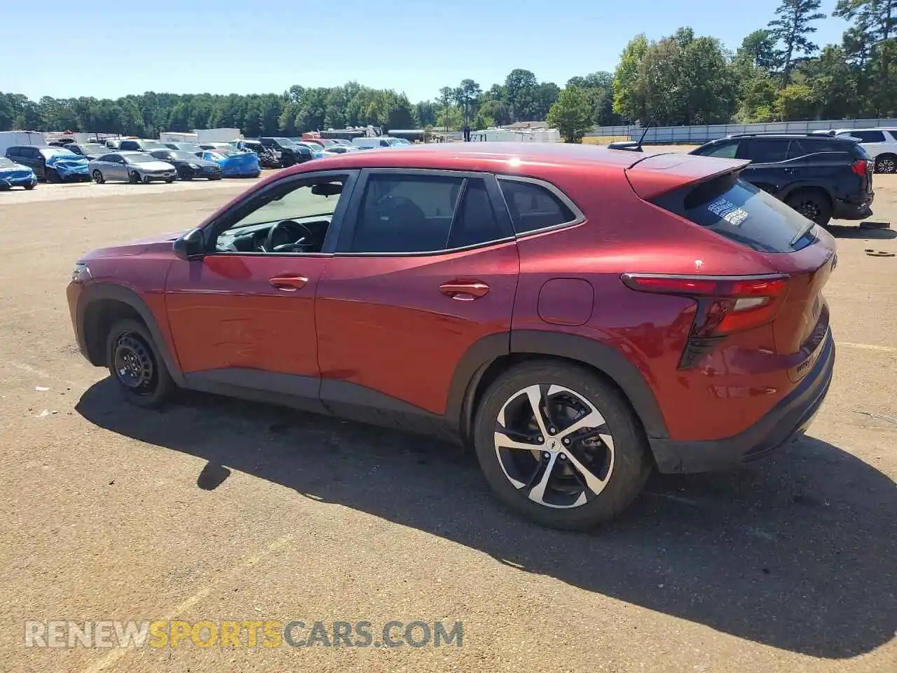 2 fotografías del automóvil dañado KL77LGE27RC083072 CHEVROLET TRAX 2024