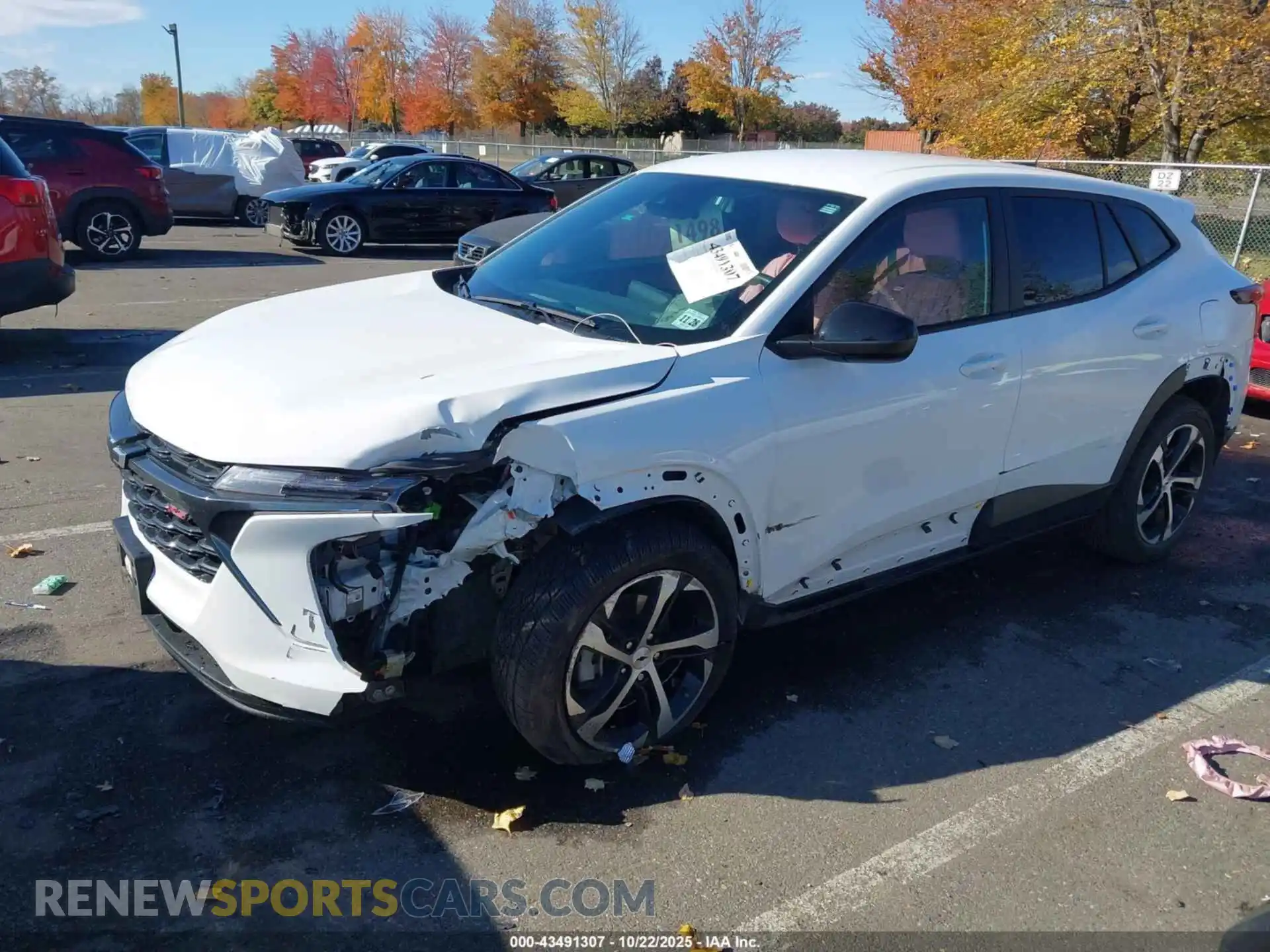2 Photograph of a damaged car KL77LGE2XRC106005 CHEVROLET TRAX 2024