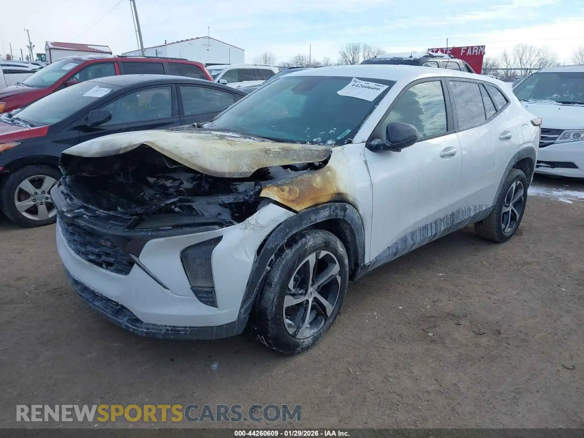 2 Photograph of a damaged car KL77LGE2XRC172702 CHEVROLET TRAX 2024