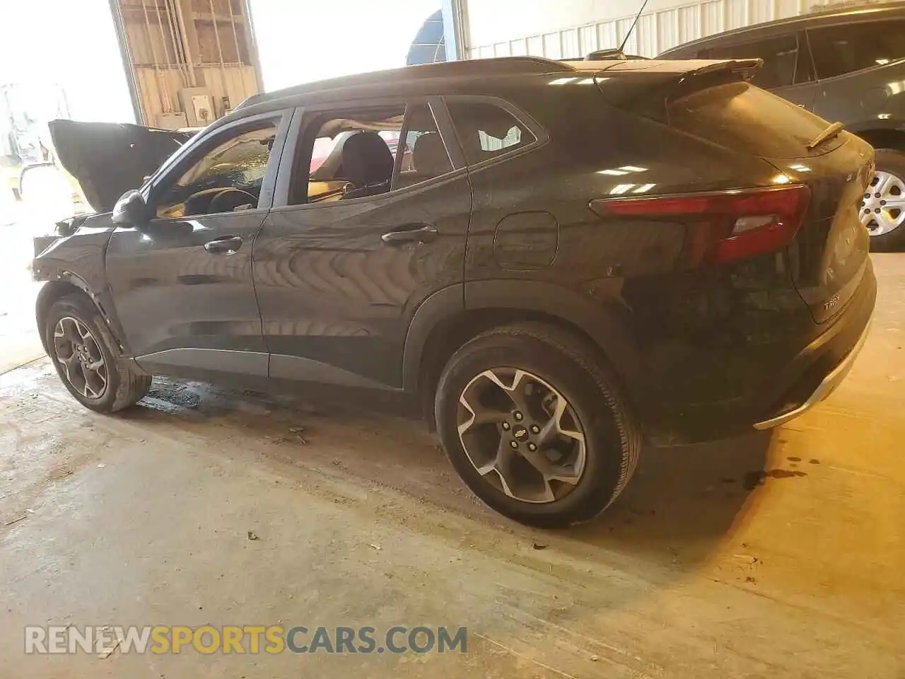 2 Photograph of a damaged car KL77LHE20RC128925 CHEVROLET TRAX 2024