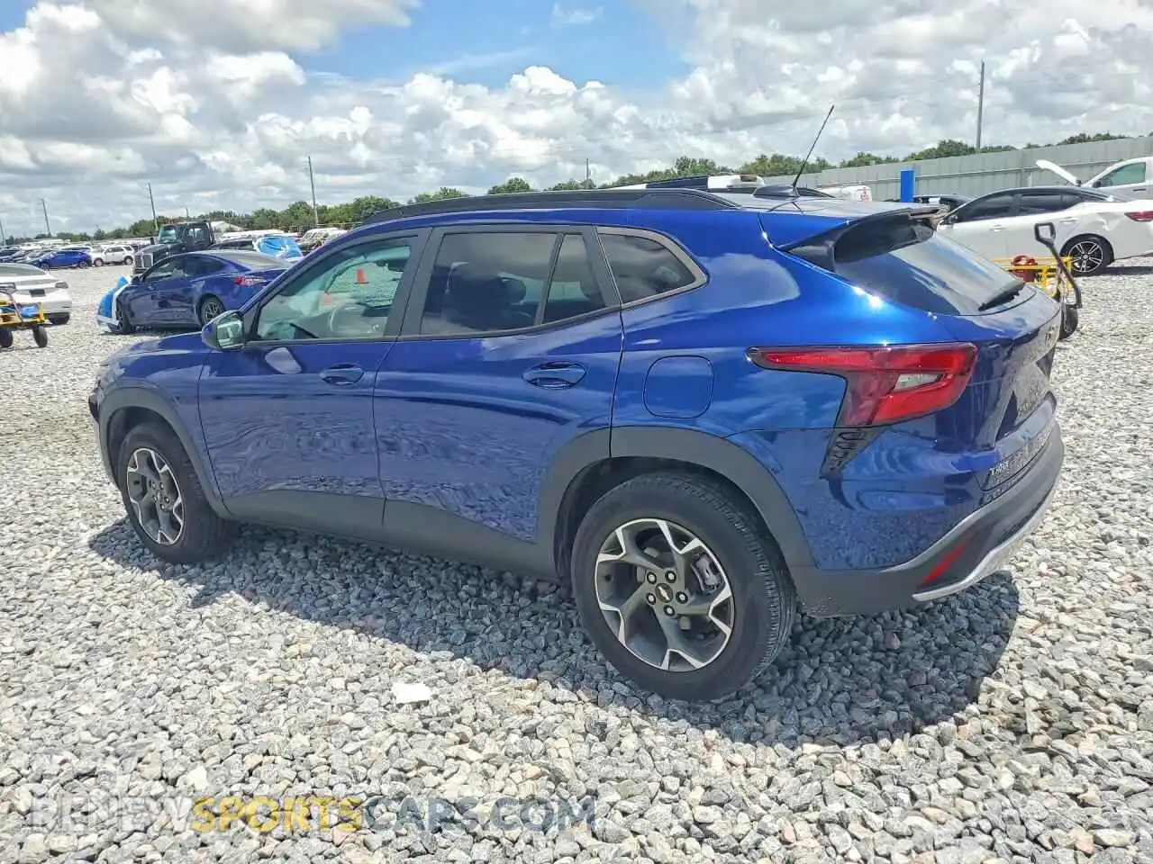 2 fotografías del automóvil dañado KL77LHE20RC136779 CHEVROLET TRAX 2024