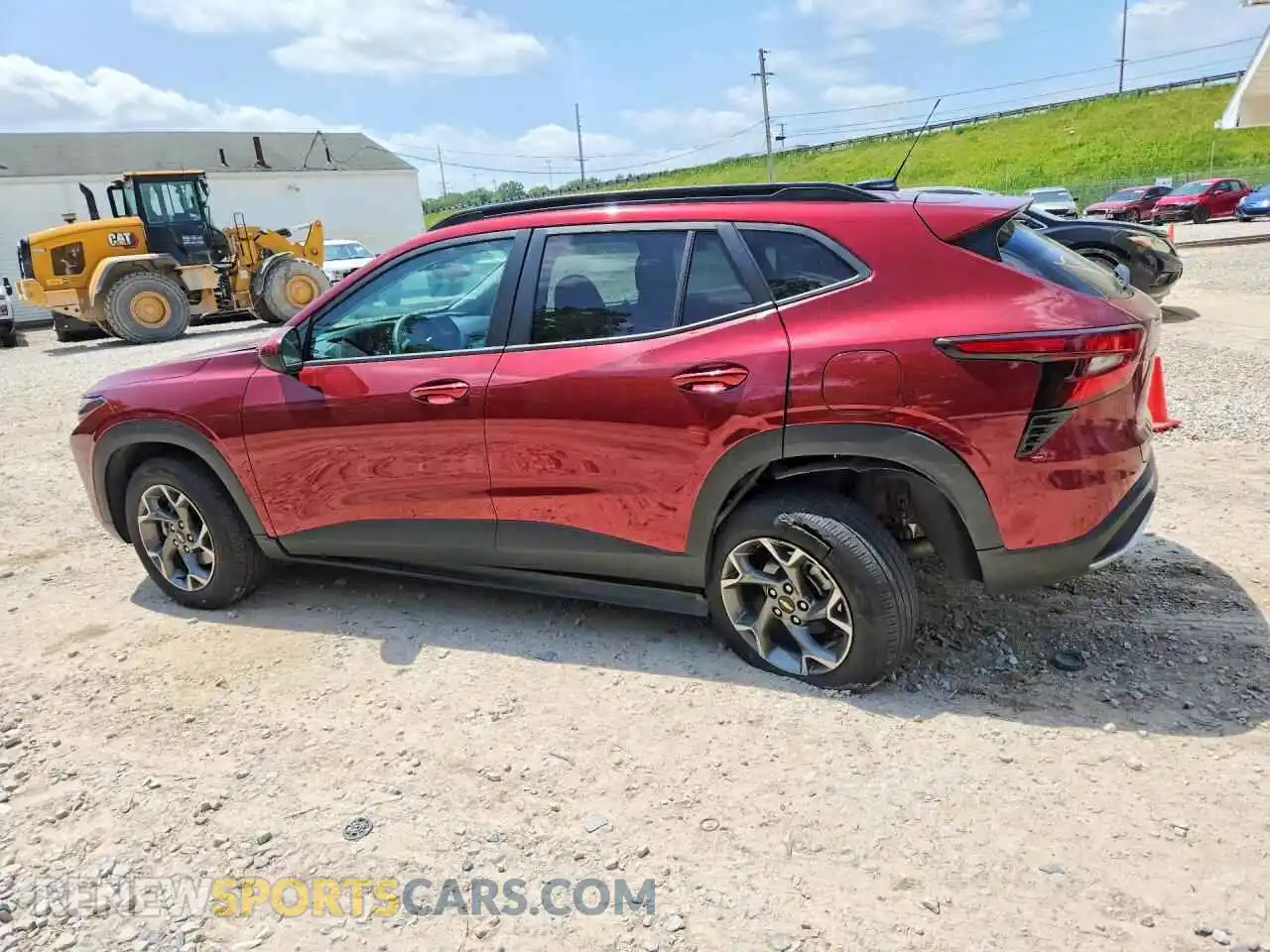 2 Фотография поврежденного автомобиля KL77LHE21RC161111 CHEVROLET TRAX 2024