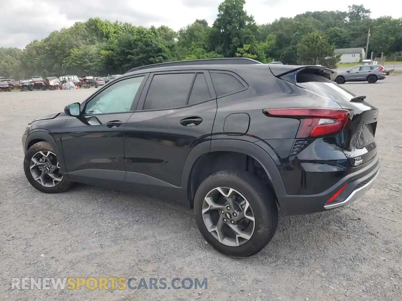 2 Фотография поврежденного автомобиля KL77LHE21RC239158 CHEVROLET TRAX 2024