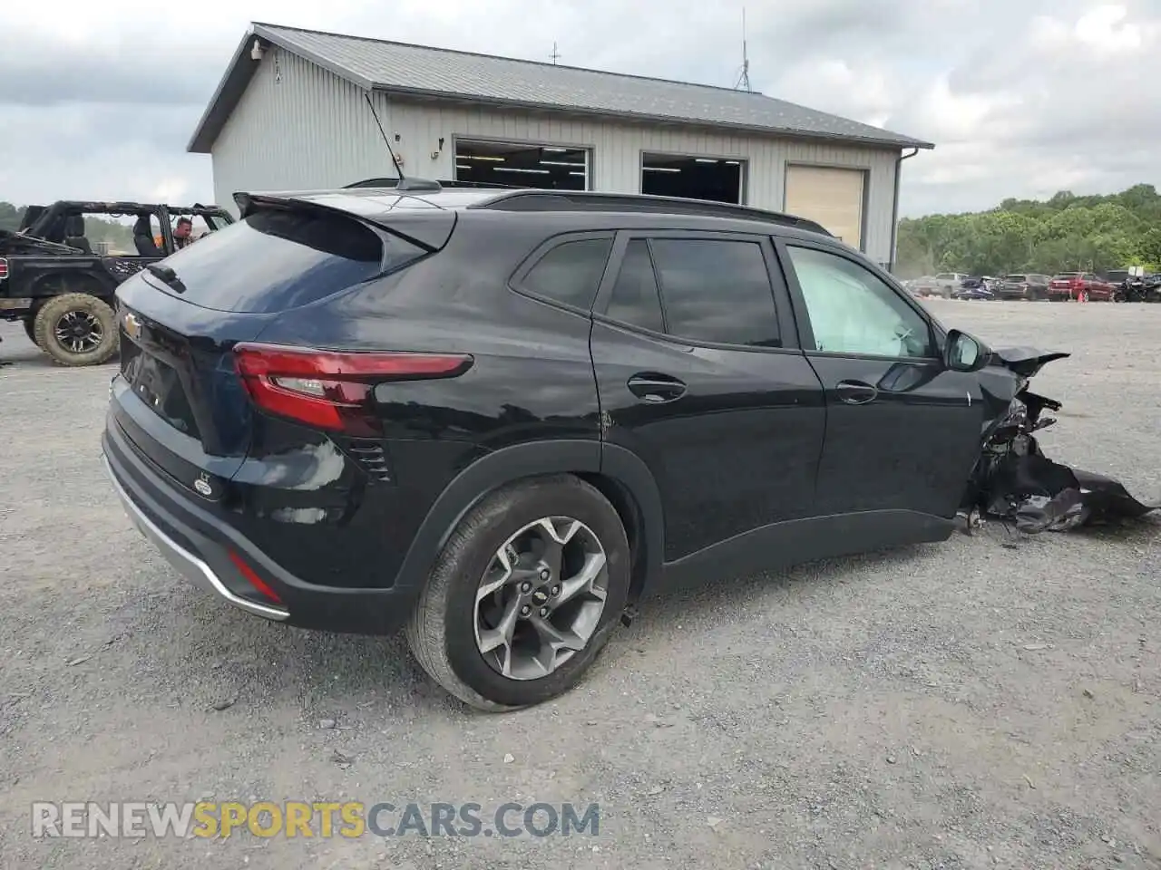 3 Фотография поврежденного автомобиля KL77LHE21RC239158 CHEVROLET TRAX 2024