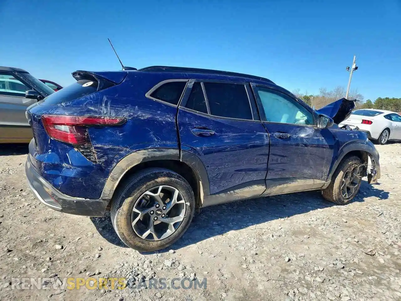 3 Photograph of a damaged car KL77LHE22RC010083 CHEVROLET TRAX 2024