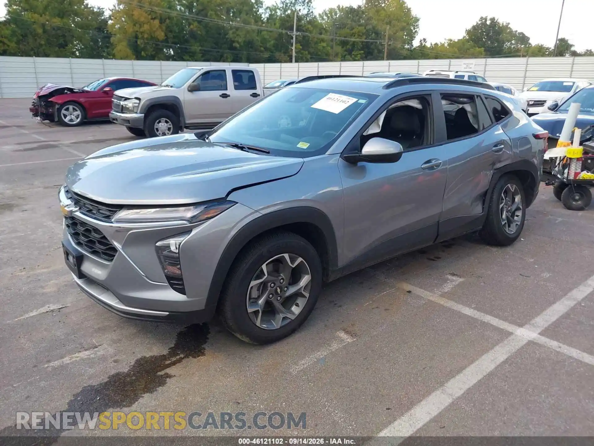 2 Photograph of a damaged car KL77LHE23RC241638 CHEVROLET TRAX 2024