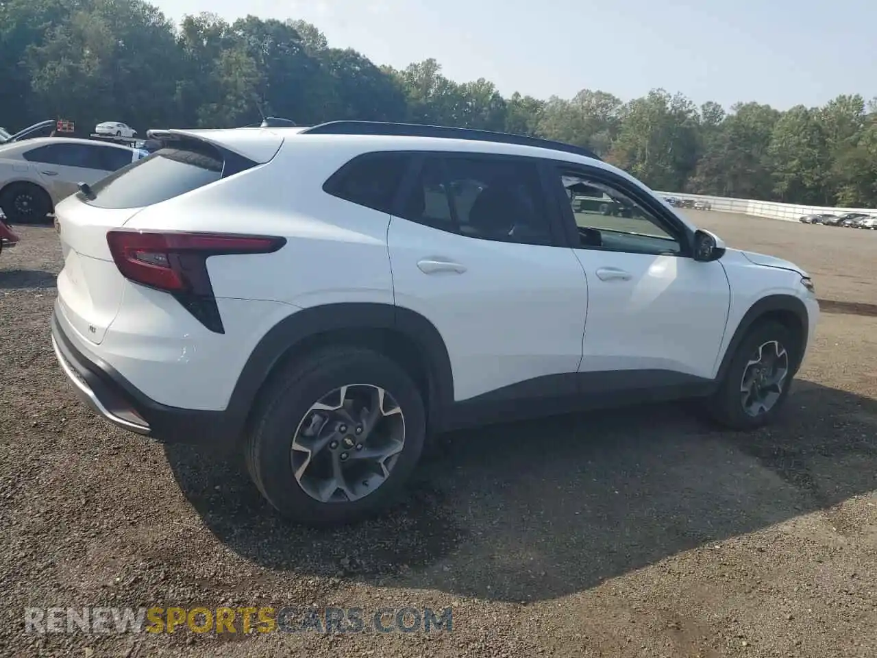 3 fotografías del automóvil dañado KL77LHE23RC242725 CHEVROLET TRAX 2024