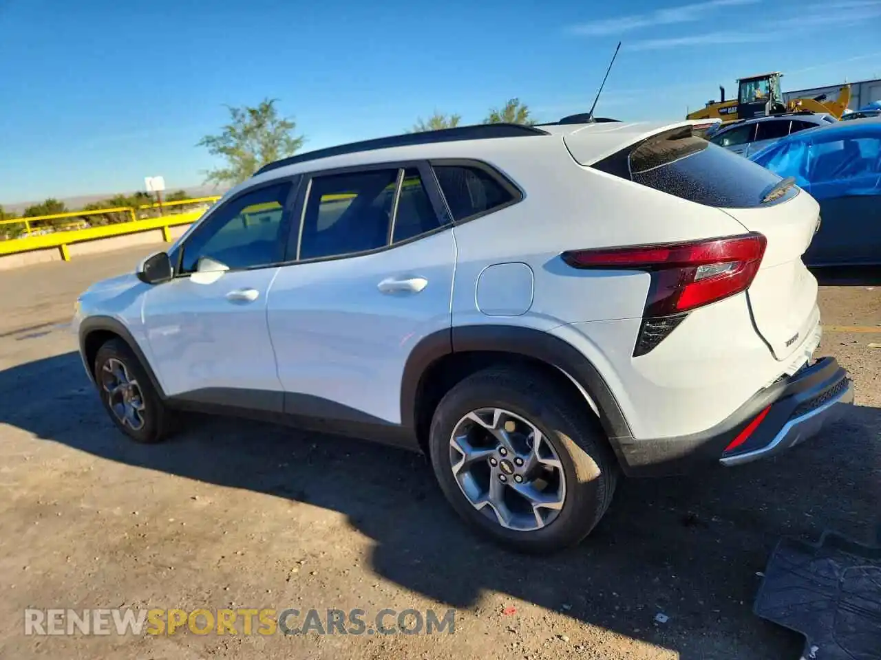 2 Photograph of a damaged car KL77LHE24RC115756 CHEVROLET TRAX 2024