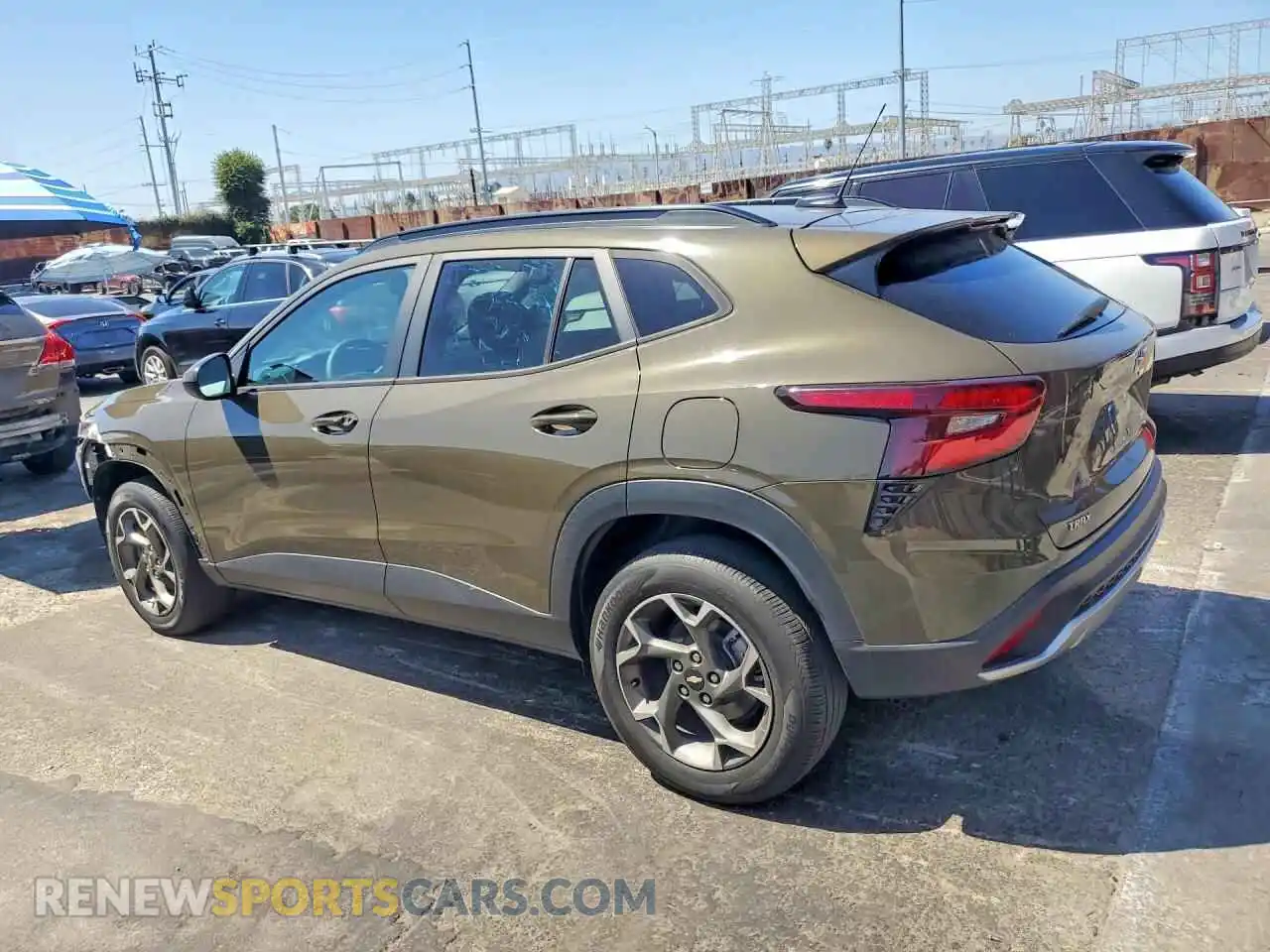 2 fotografías del automóvil dañado KL77LHE25RC003368 CHEVROLET TRAX 2024