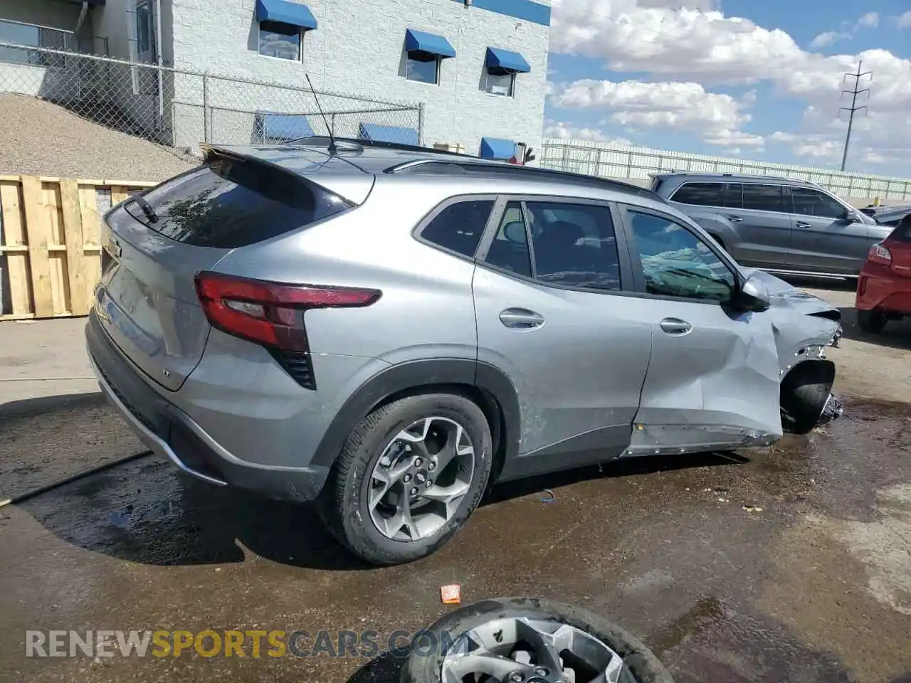 3 Photograph of a damaged car KL77LHE27RC242405 CHEVROLET TRAX 2024