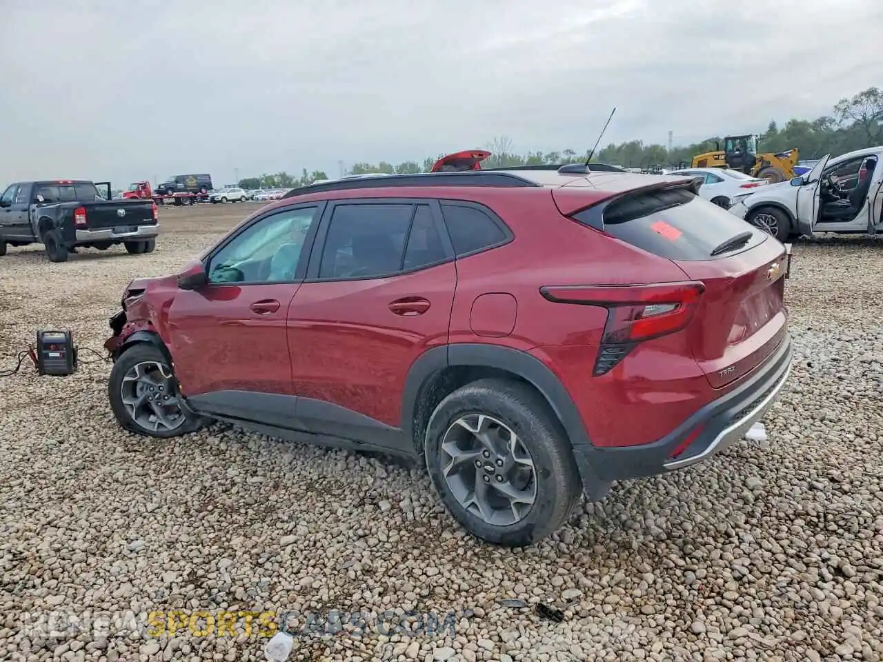 2 fotografías del automóvil dañado KL77LHE28RC216329 CHEVROLET TRAX 2024