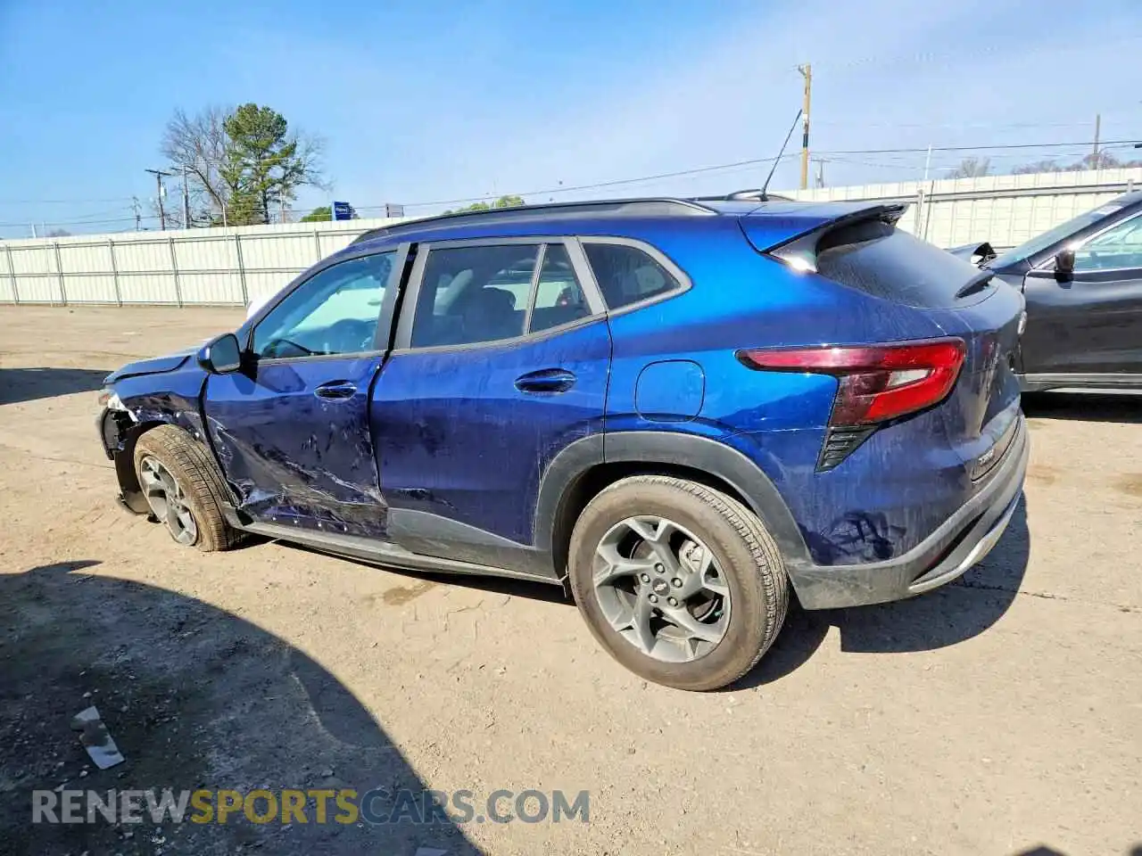 2 Photograph of a damaged car KL77LHE29RC130267 CHEVROLET TRAX 2024