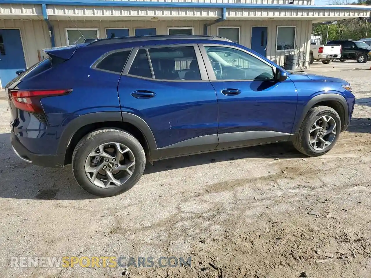 3 Фотография поврежденного автомобиля KL77LHE29RC138613 CHEVROLET TRAX 2024