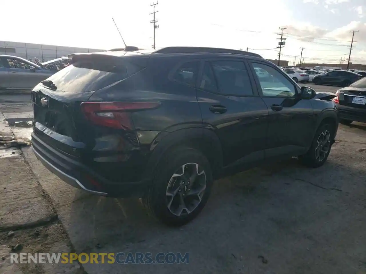 3 Photograph of a damaged car KL77LHE29RC189769 CHEVROLET TRAX 2024