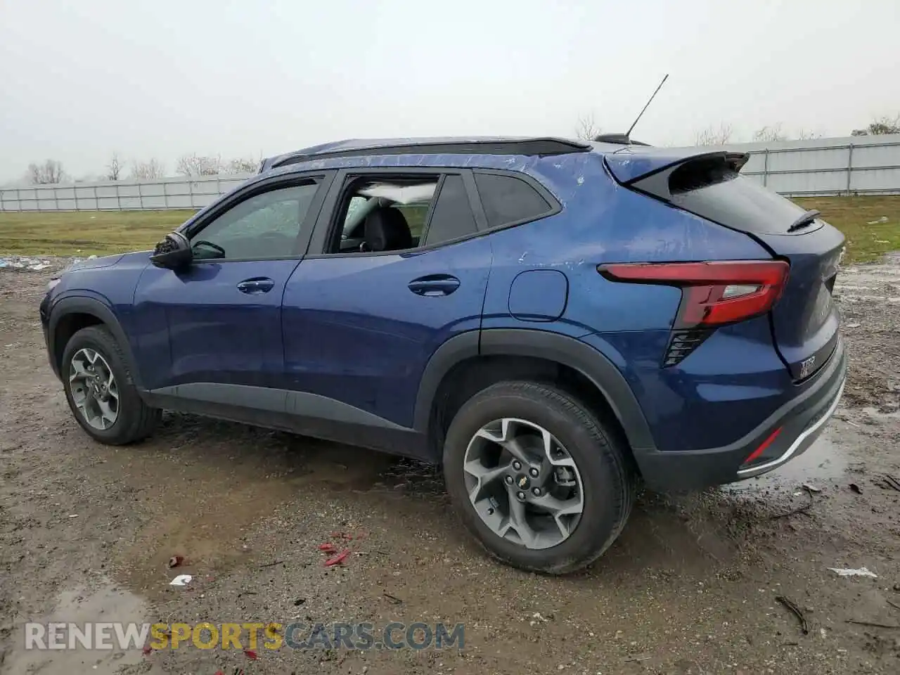 2 Photograph of a damaged car KL77LHE29RC208692 CHEVROLET TRAX 2024