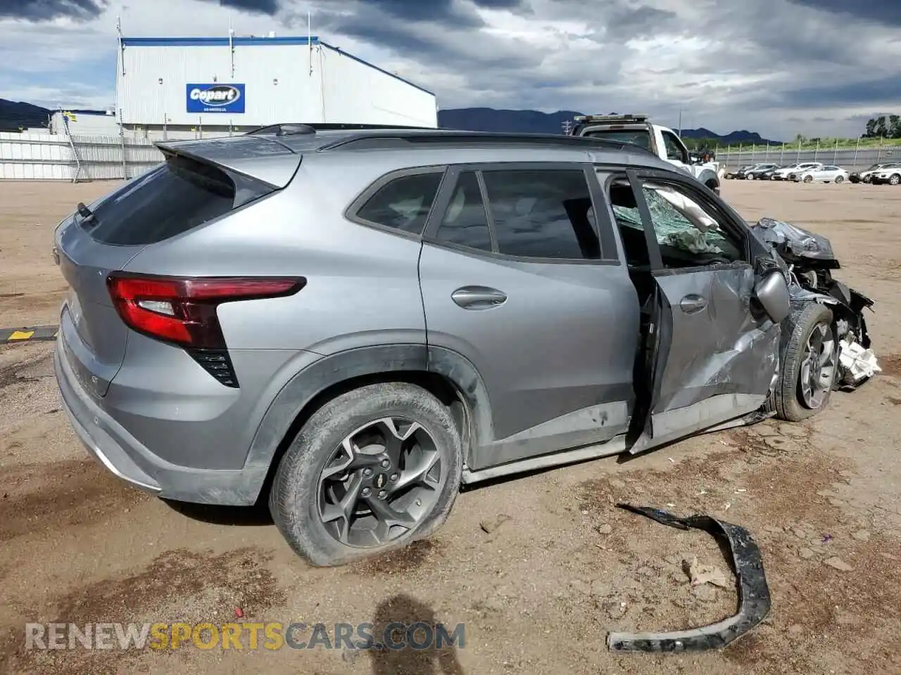 3 Photograph of a damaged car KL77LHE29RC235729 CHEVROLET TRAX 2024