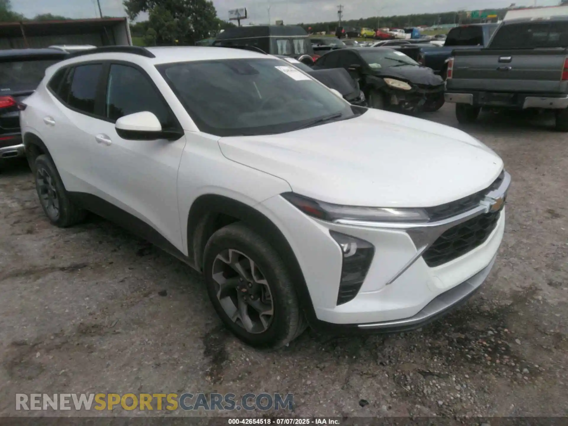 1 Photograph of a damaged car KL77LHE2XRC031053 CHEVROLET TRAX 2024