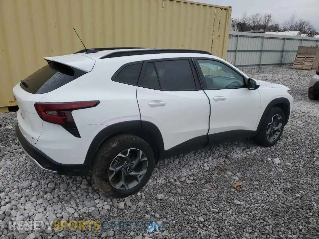 3 fotografías del automóvil dañado KL77LHE2XRC120234 CHEVROLET TRAX 2024