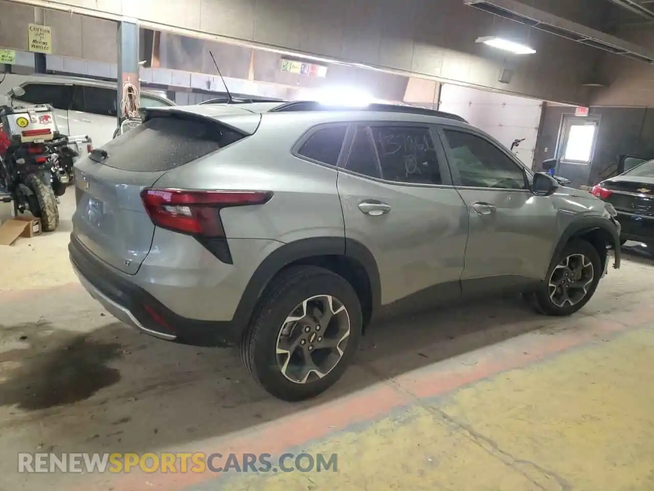 3 Photograph of a damaged car KL77LHE2XRC137261 CHEVROLET TRAX 2024