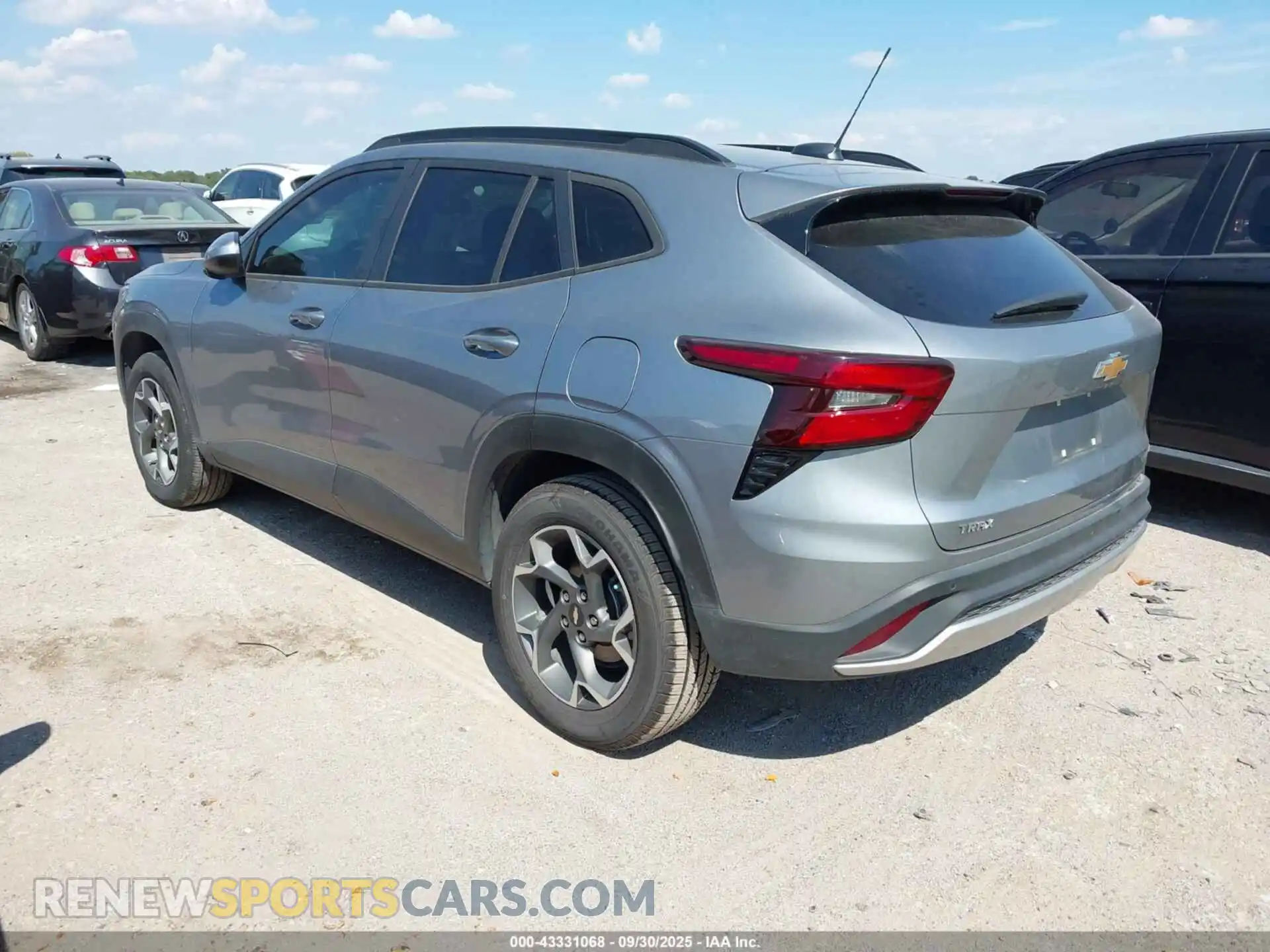 3 Photograph of a damaged car KL77LHE2XRC237487 CHEVROLET TRAX 2024