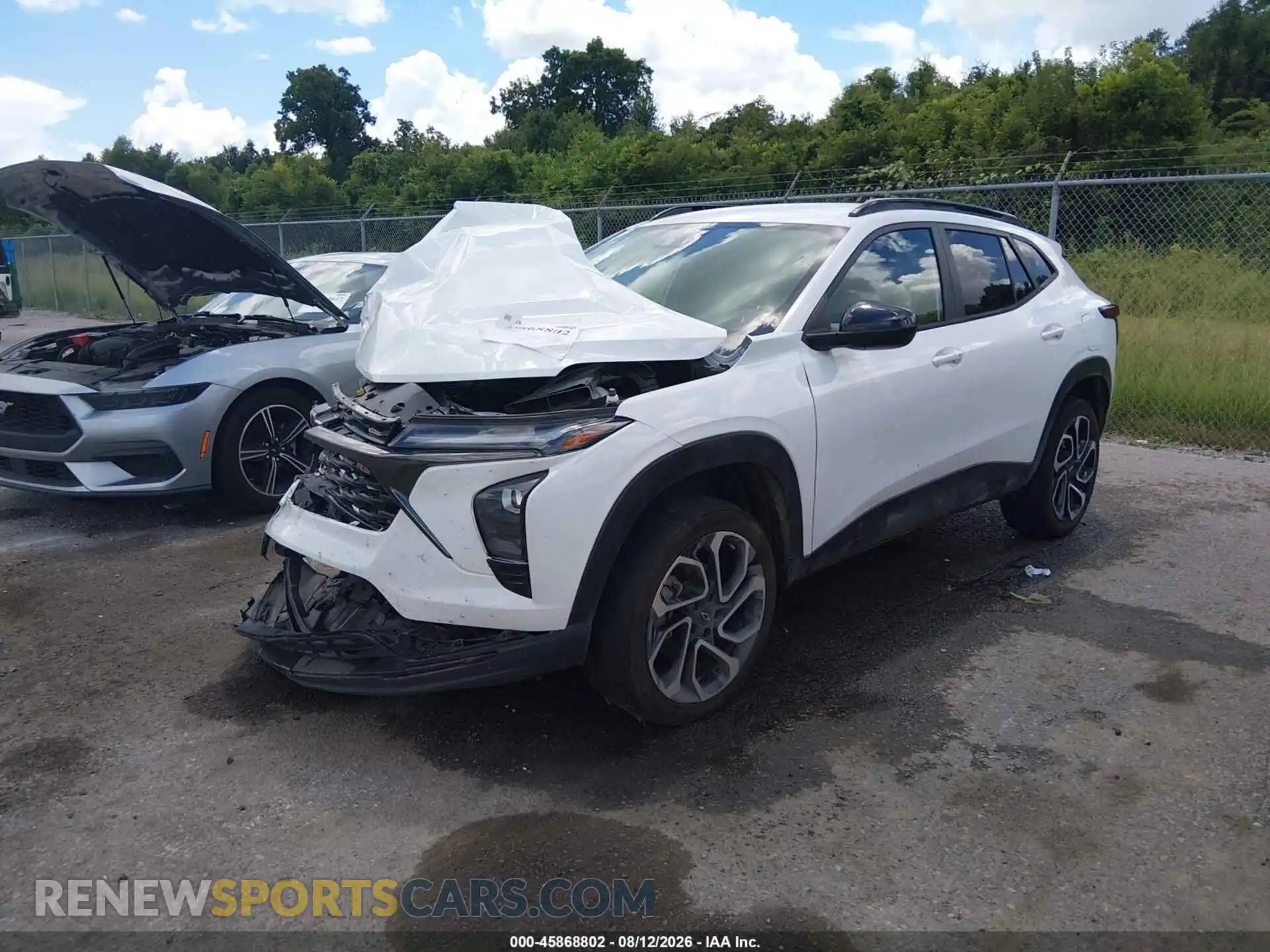 2 fotografías del automóvil dañado KL77LJE29RC165642 CHEVROLET TRAX 2024