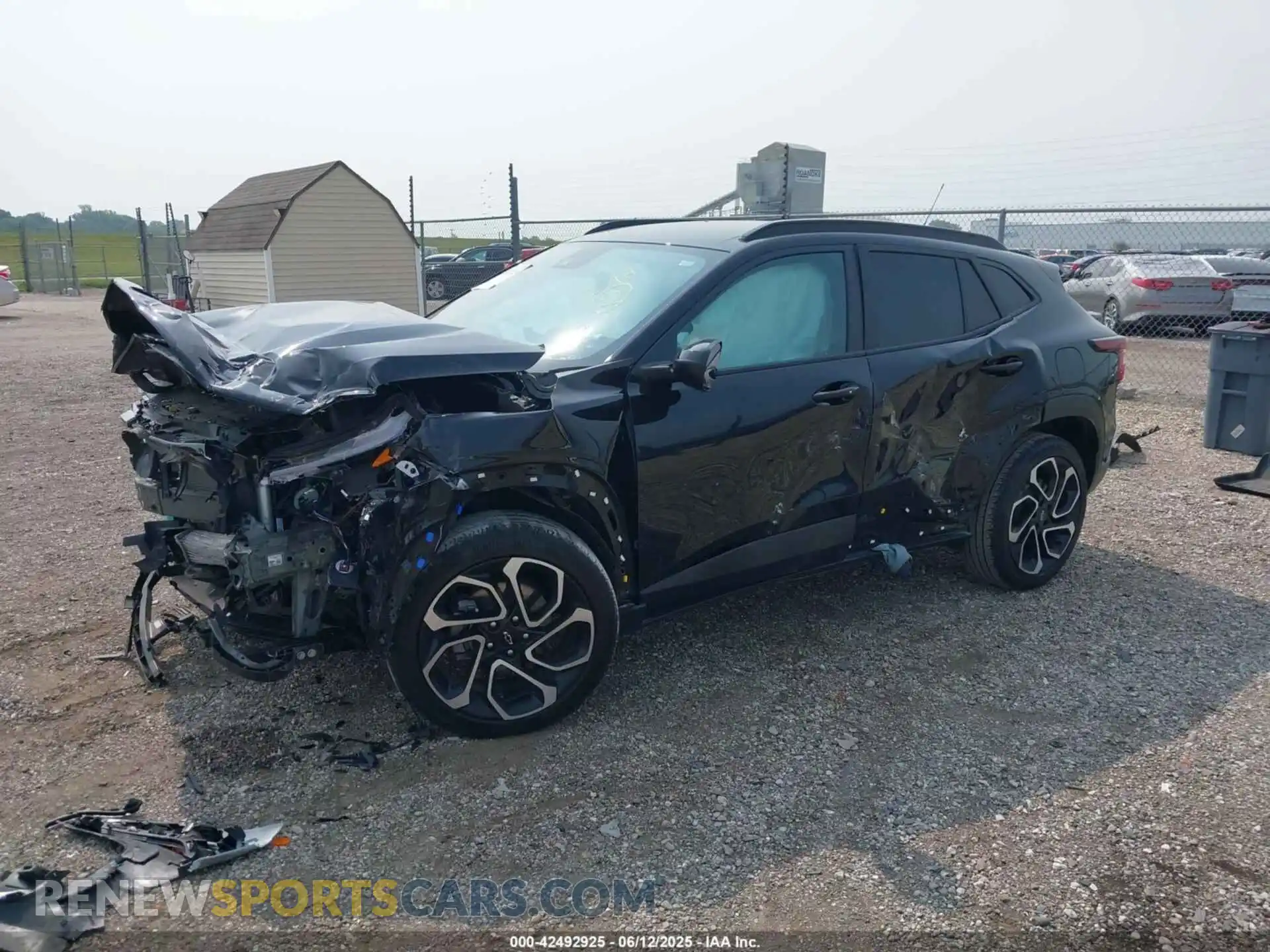 2 Photograph of a damaged car KL77LJE2XRC050192 CHEVROLET TRAX 2024