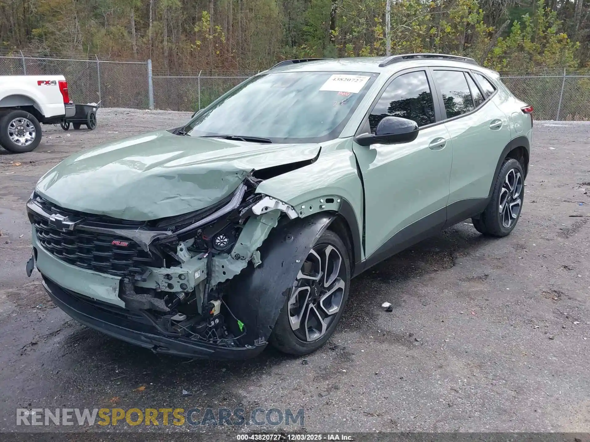 2 Photograph of a damaged car KL77LJE2XRC166413 CHEVROLET TRAX 2024