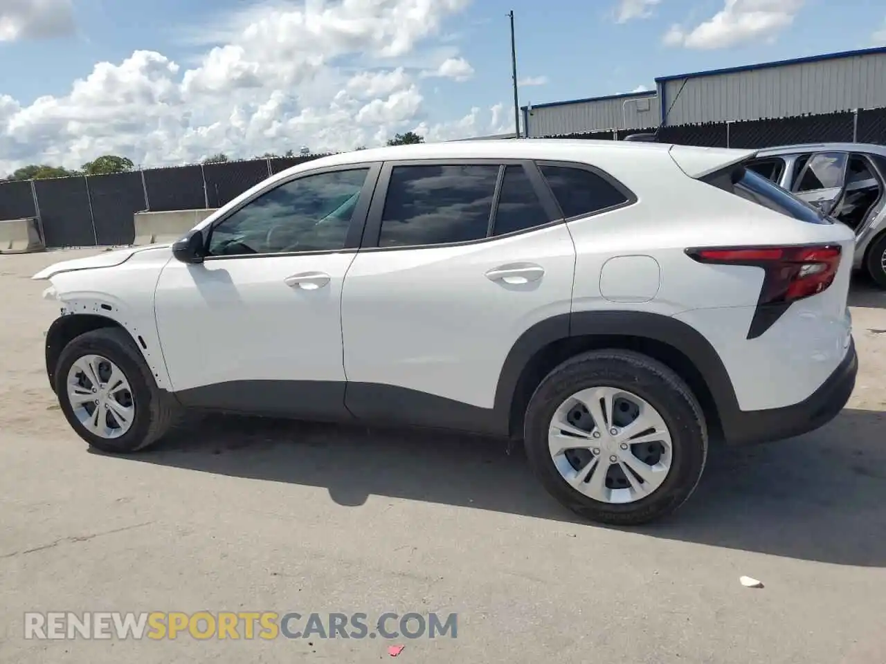 2 Photograph of a damaged car KL77LFEP0SC108521 CHEVROLET TRAX 2025