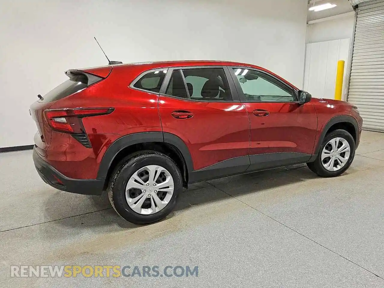 3 Фотография поврежденного автомобиля KL77LFEP0SC162921 CHEVROLET TRAX 2025