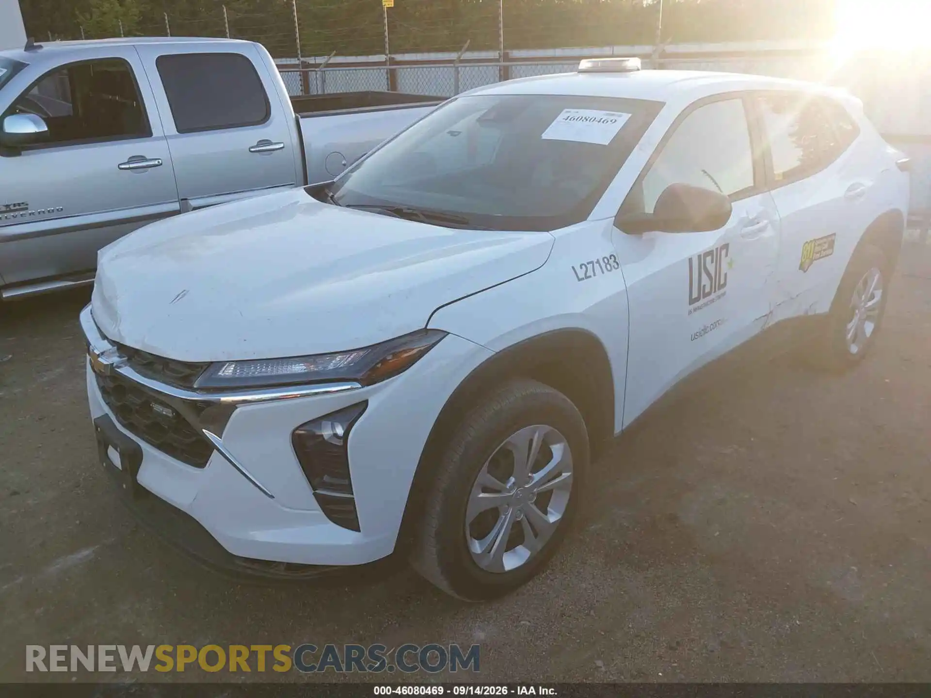 2 Photograph of a damaged car KL77LFEP2SC183687 CHEVROLET TRAX 2025