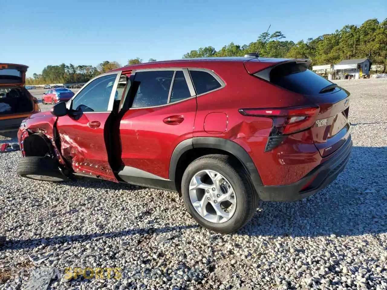 2 Photograph of a damaged car KL77LFEP3SC043860 CHEVROLET TRAX 2025